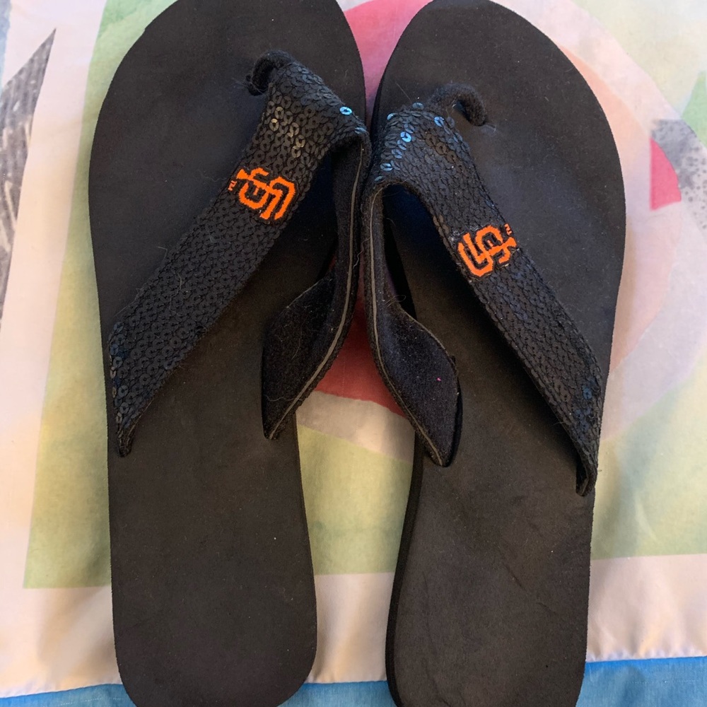 SF GIANTS SANDALS SEQUIN SZ L